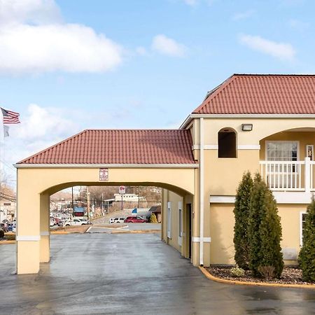 Econo Lodge Huntington Exterior foto