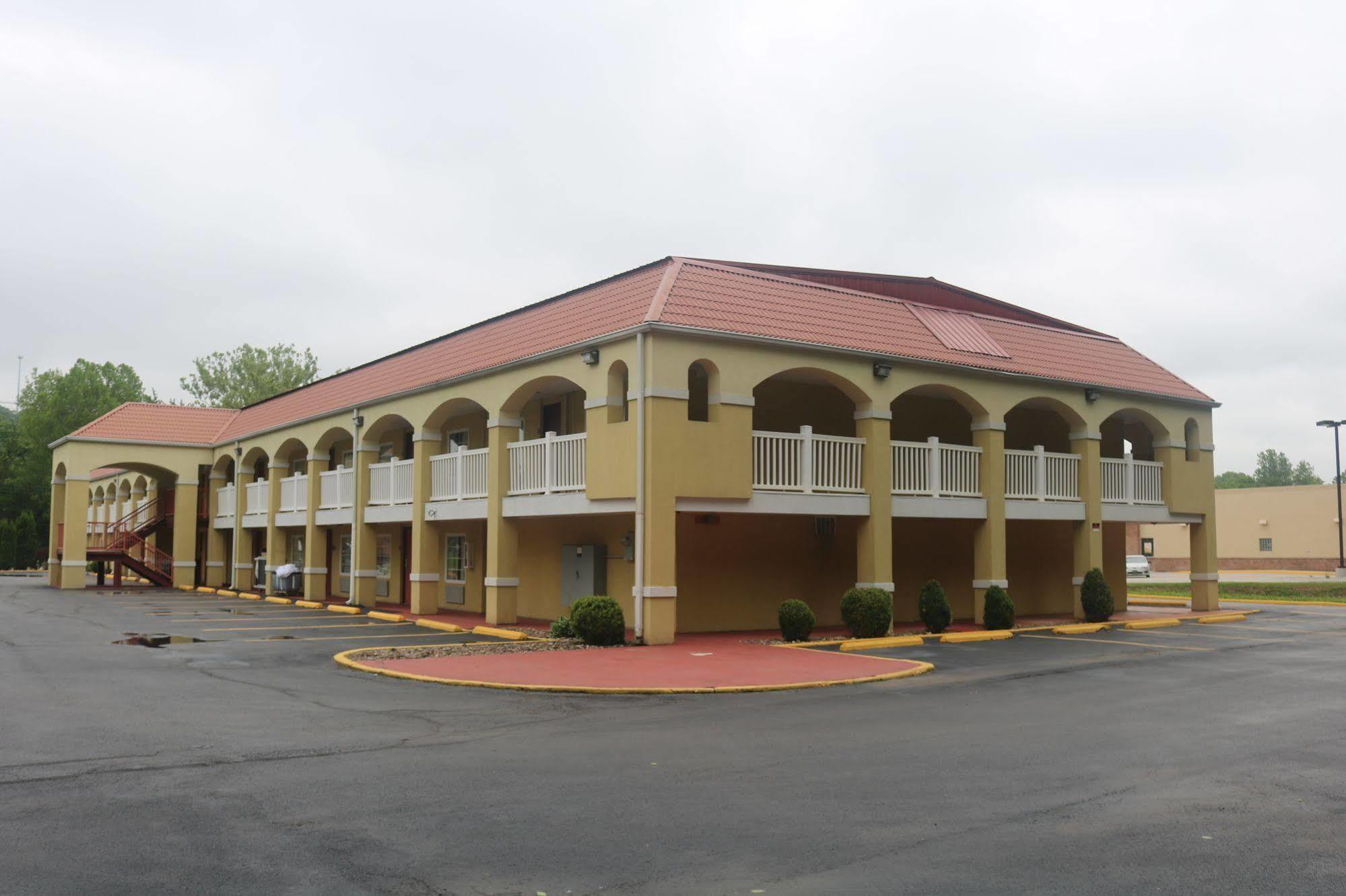 Econo Lodge Huntington Exterior foto
